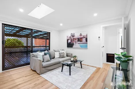 Property photo of 12 Ashcombe Drive Ringwood VIC 3134