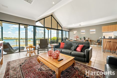 Property photo of 2/45 Rialto Place Halls Head WA 6210