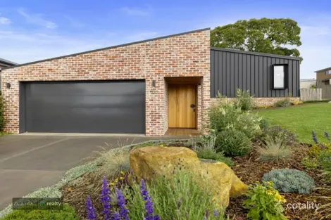 102 Brown St, Leongatha, VIC 3953