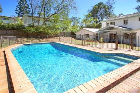 2 Woonalee St, Kenmore, QLD 4069