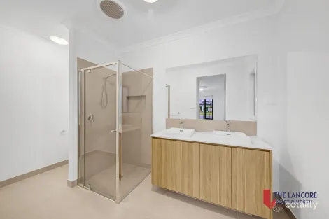 Property photo of 573 Hogans Road Tarneit VIC 3029