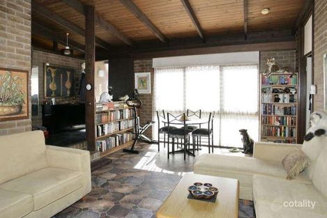 Property photo of 1 Roseberry Grove Glen Huntly VIC 3163