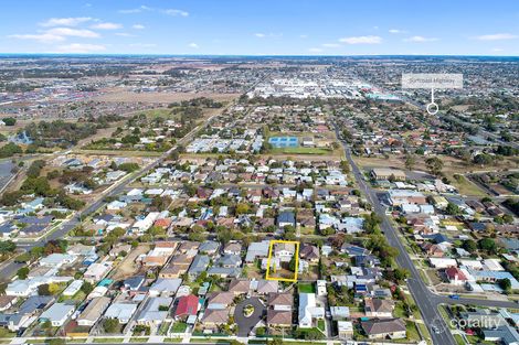 Property photo of 16 Kinnon Avenue Belmont VIC 3216
