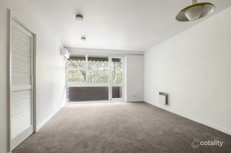 Property photo of 4/14 Lansell Road Toorak VIC 3142