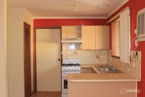 Property photo of 2 Rhus Court Werribee VIC 3030