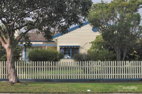 4 Young St, Oakleigh, VIC 3166