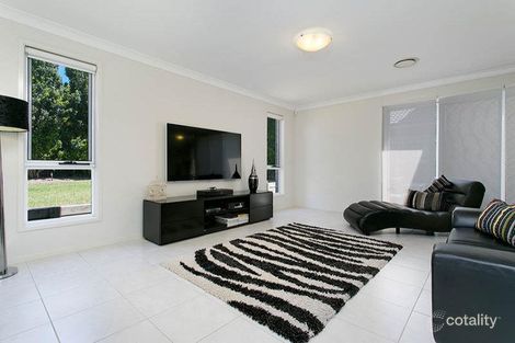 Property photo of 5 Bendoura Crescent Flinders NSW 2529