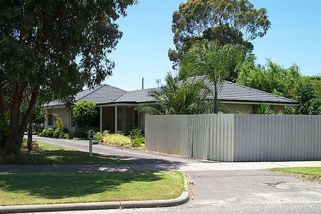 57 Robinson Rd, Morley, WA 6062