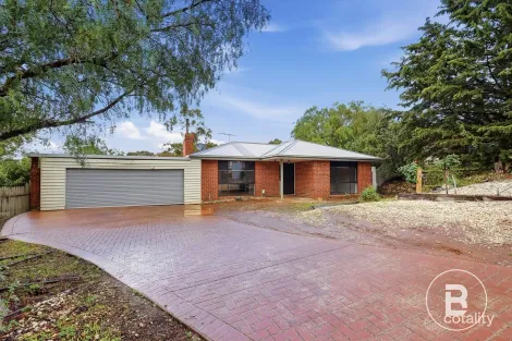 Property photo of 29 Riversdale Crescent Darley VIC 3340