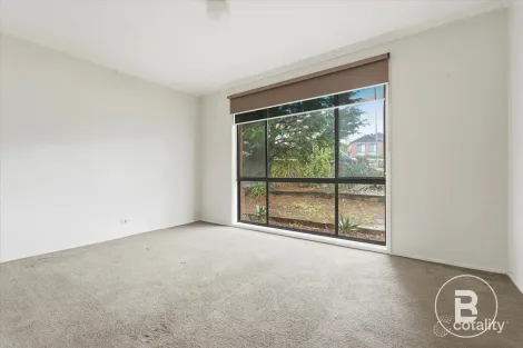 Property photo of 29 Riversdale Crescent Darley VIC 3340