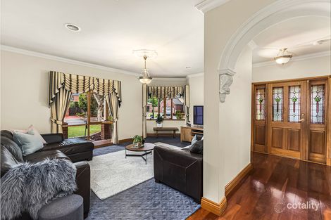 Property photo of 23 Hannah Pascoe Drive Gowanbrae VIC 3043