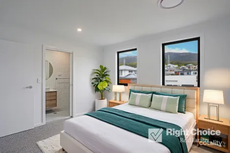 Property photo of 13 Sapphire Road Stream Hill NSW 2526