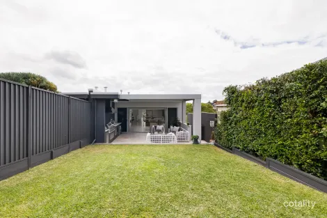 Property photo of 36 Undercliffe Road Earlwood NSW 2206