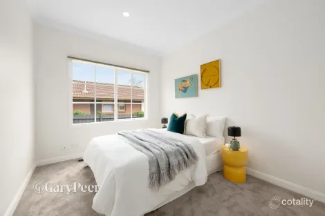 Property photo of 1/469 Kooyong Road Elsternwick VIC 3185