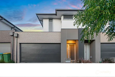 Property photo of 61 Regatta Drive Craigieburn VIC 3064