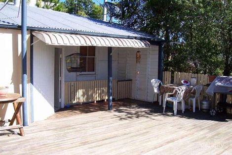 7 Petrie Creek Rd, Nambour, QLD 4560