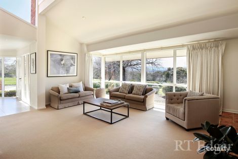 Property photo of 7 Jonathan Road Gisborne VIC 3437