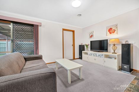 Property photo of 82 Thomas Mitchell Drive Endeavour Hills VIC 3802
