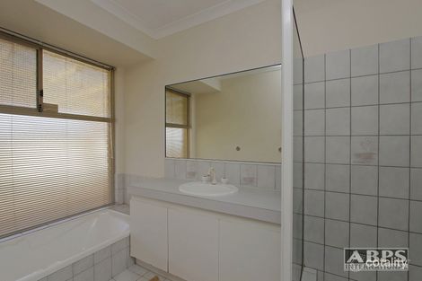 Property photo of 12 Tree Haven Vista Leeming WA 6149