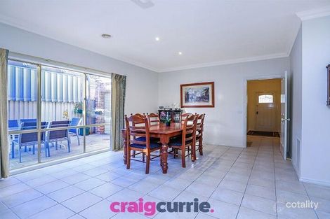 Property photo of 15 Spring Circuit Pakenham VIC 3810