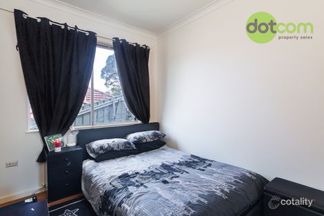 Property photo of 2 Wimbledon Grove Garden Suburb NSW 2289