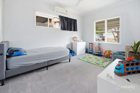 Property photo of 5 Oarsman Place Douglas QLD 4814