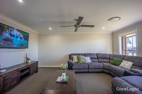 Property photo of 17 Apsley Crescent Dubbo NSW 2830
