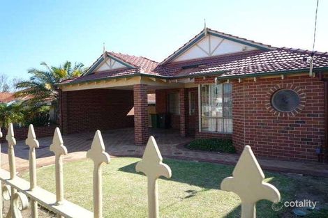 33 Ethelwyn St, Hilton, WA 6163