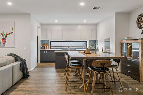Property photo of 4 Darley Drive Darley VIC 3340