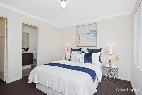 Property photo of 22 Balclutha Crescent Madora Bay WA 6210