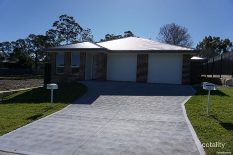 13 Highland Ave, Cooranbong, NSW 2265