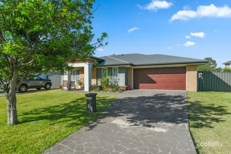 4 Providence Ave, Fern Bay, NSW 2295