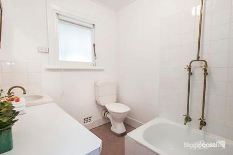 Property photo of 3/5 Beach Avenue Elwood VIC 3184