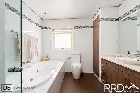 Property photo of 7 Flanders Avenue Milperra NSW 2214