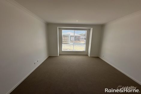 Property photo of 33 Hatcher Road Munno Para Downs SA 5115