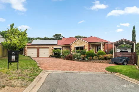 5 Saddler Ct, Onkaparinga Hills, SA 5163