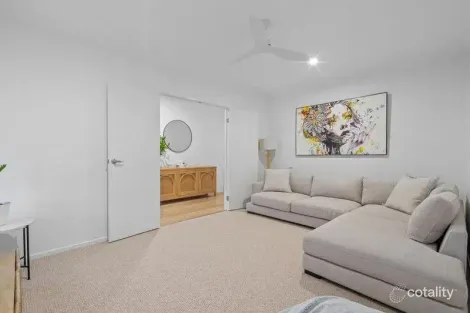 Property photo of 2 Abby Circuit Maudsland QLD 4210