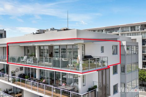 Property photo of 404/7 Honeysuckle Drive Newcastle NSW 2300