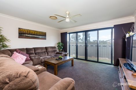 Property photo of 2 Kimberley Place Macquarie Hills NSW 2285