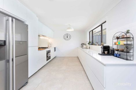 Property photo of 4 Opel Place Ingleburn NSW 2565