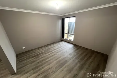 Property photo of 5 Pocock Mews Hilbert WA 6112