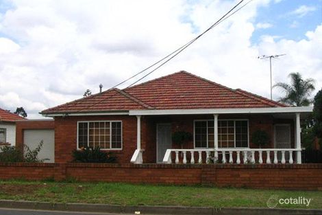 2 Sherwood St, Revesby, NSW 2212