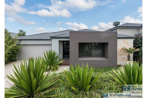 10 Eliburn Dr, Cranbourne East, VIC 3977