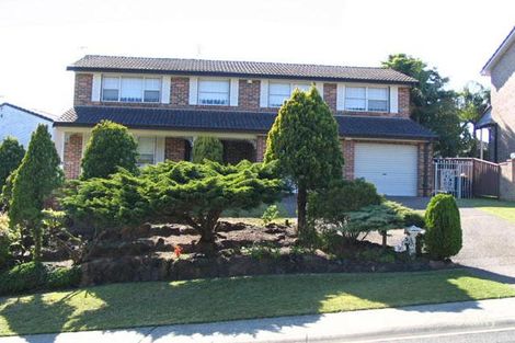 Property photo of 10 Flint Place Illawong NSW 2234