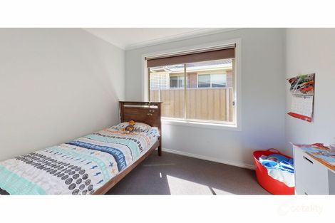 Property photo of 7 Lesley Place Dubbo NSW 2830