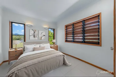 Property photo of 12/36 Coral Esplanade Cannonvale QLD 4802