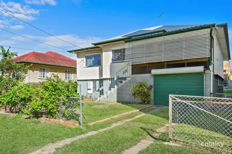 Property photo of 21 Thomas Street Chermside QLD 4032