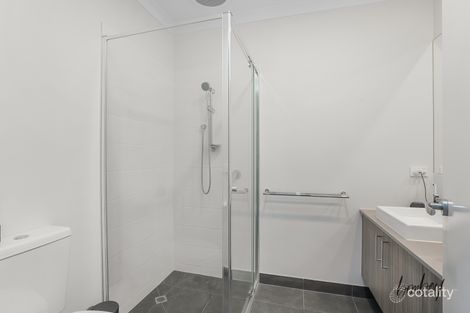 Property photo of 16 Daisy Drive Donnybrook VIC 3064