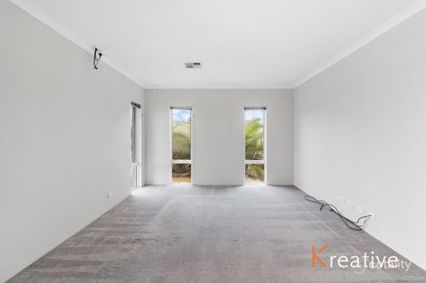 Property photo of 4 Pineroo Terrace Ellenbrook WA 6069