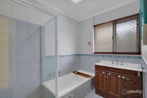 Property photo of 16 Reisling Road Wynn Vale SA 5127